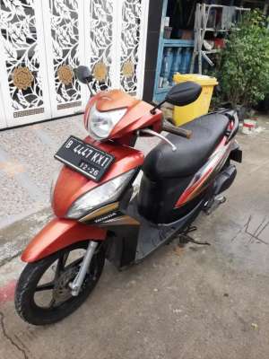 Jual bekas Honda Spcay 2011 ss lengkap mesin bagus pajak hidup plat Bekasi kota,lokasi di Bekasi Kota
