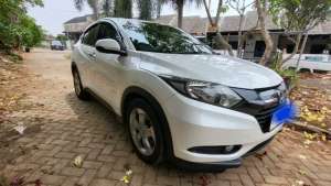 Jual bekas HRV 1.5 E Automatic 2016,lokasi di Tangerang Selatan Kota