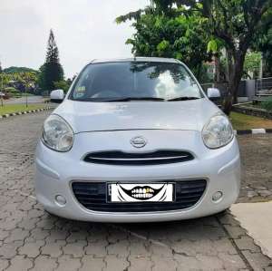 Jual bekas March XS Matic 2010 Istimewa,lokasi di Bekasi Kota