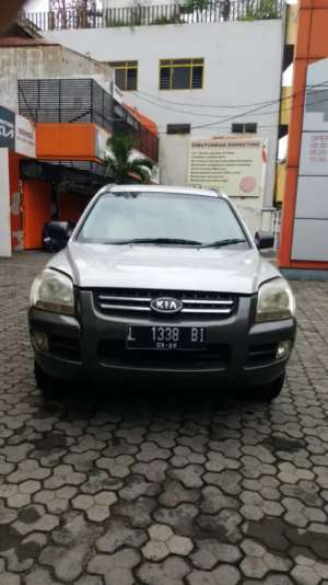 Jual bekas Sportage Matic 2005,lokasi di Surabaya Kota