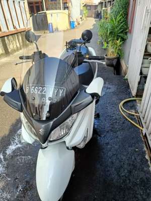 Jual bekas Suzuki Burgman 200 2015,lokasi di Tangerang Selatan Kota