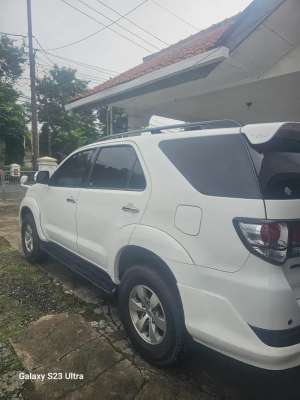 Jual bekas Toyota Fortuner 2006 Bensin,lokasi di Surabaya Kota
