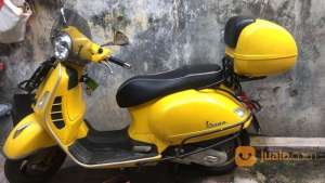 Vespa Classic GTS 150 NEGO , tersedia melalui melalui situs Jualo