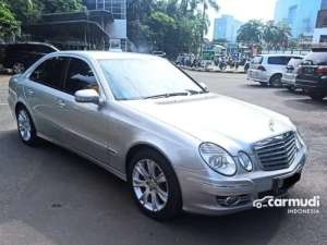 2009 Mercedes-Benz E230 2.5 E230 Sedan Facelift Nine Edition Black Interior Plat GENAP Pajak JULI 2024 Body Terawat Mulus Interior Orisinil Siap Pakai , tersedia melalui melalui situs Carmudi