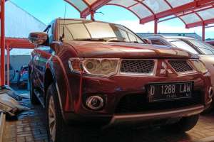 2012 Mitsubishi PAJERO DAKAR , tersedia melalui melalui situs Mobil88