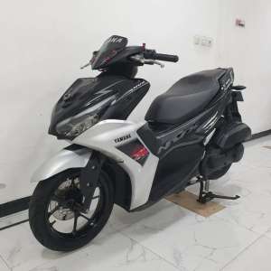 Jual bekas Aerox Modif 2023 Bln 7 Warna Silver terbaru Gress Cakep,lokasi di Jakarta Timur