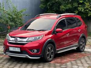 Jual bekas BRV E prestige automatic 2017 Dp minim,lokasi di Surabaya Kota