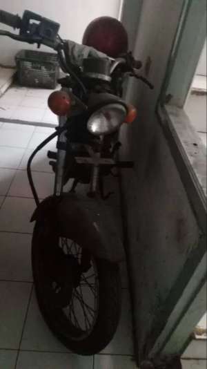 Jual bekas CB basic gl 100,lokasi di Depok Kota