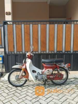 Honda c70 mk2 th 1976 original , tersedia melalui melalui situs Jualo