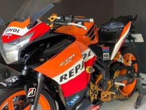 Honda cbu cbr 250R modif 2011 repsol,TT ninja,r15,r25,mt25,z250,aerox , tersedia melalui melalui situs Jualo