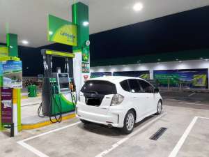 Jual bekas HONDA JAZZ RS 2013,lokasi di Depok Kota
