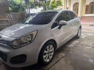 Kia Rio 2011 Bensin , tersedia melalui melalui situs Olx
