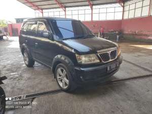 Mitsubishi kuda th 2004 , tersedia melalui melalui situs Olx