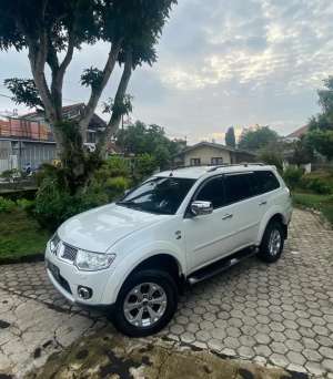 Mitsubishi Pajero 2012 Diesel , tersedia melalui melalui situs Olx