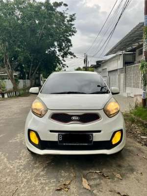 Picanto 2014 tangan pertama dari baru, Matic, lengkap , tersedia melalui melalui situs Olx