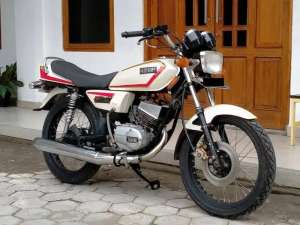 Jual bekas RX Spesial thn82 Mantab Elegant Siap GassPoll TT Matik Oke,lokasi di Cimahi Kota