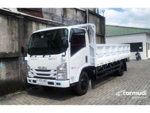Jual bekas 2018 Isuzu Elf 4.6 NMR 71 L Trucks MULUSbanBARU MURAH CDD LONG Isuzu elf NMR 71 L bak besi triway 2018,lokasi di DKI Jakarta