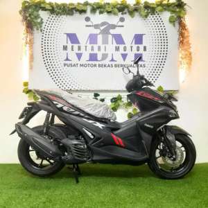Jual bekas BAWA PLNG AEROX DGN DP 1JTYAMAHA AEROX 2018 CASH KREDIT,lokasi di Tangerang Selatan Kota