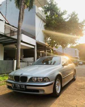 Jual bekas BMW E39 528i Matic 1997,lokasi di Jawa Barat
