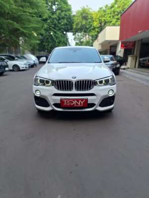 Jual bekas BMW X4 XDrive28i AT 2014 Putih,lokasi di Jakarta Utara