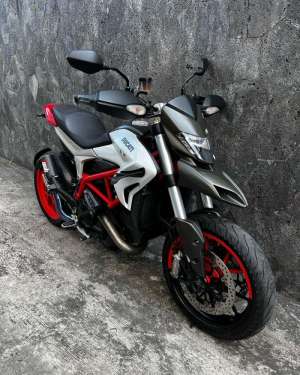 DUCATI HYPERMOTARD 821 ABS , tersedia melalui melalui situs Jualmotorbekas