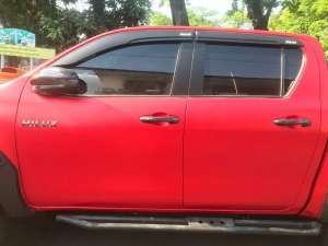 Hilux manual 2017 , tersedia melalui melalui situs Olx