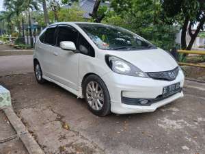 Jual bekas Honda Jazz RS Matic 2013,lokasi di Jawa Barat