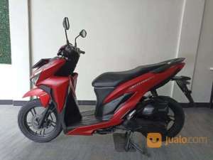 Honda Vario 150 cc merah mulus pajak hidup , tersedia melalui melalui situs Jualo