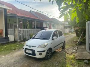 Hyundai i10 2010 , tersedia melalui melalui situs Olx