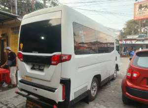 Jual bekas Isuzu elf 2018 NLR 55 NHR 55 Engkel Elf Isuzu Giga Minibus,lokasi di Jakarta Timur