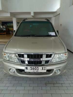 Isuzu Panther 2012 Diesel , tersedia melalui melalui situs Olx