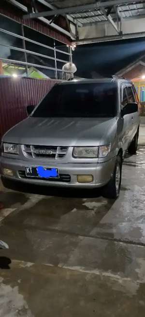 Isuzu Panther 2.5 LS , tersedia melalui melalui situs Olx