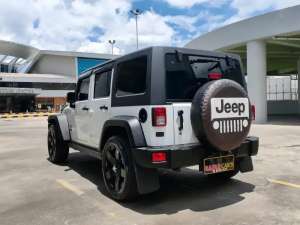 Jual bekas Jeep Rubicon PentaStar 2014 km40rb,lokasi di Bantul Kab.