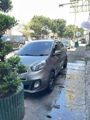 Kia Picanto 2014 Bensin , tersedia melalui melalui situs Olx