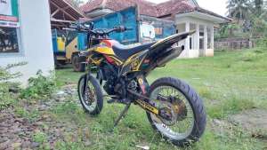 KLX D TRACKER 2015 , tersedia melalui melalui situs Jualmotorbekas