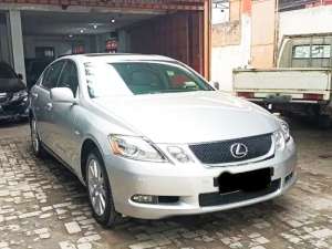 Lexus GS 300Thirdgen S190 Sun Roof Rawatan Lexus Resmi Body Mulus Interior Orsinil NoPR Siap Pakai , tersedia melalui melalui situs Cintamobil