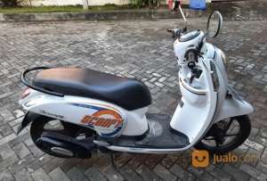 Motor honda scoopy tahun 2016 mulus terawat , tersedia melalui melalui situs Jualo