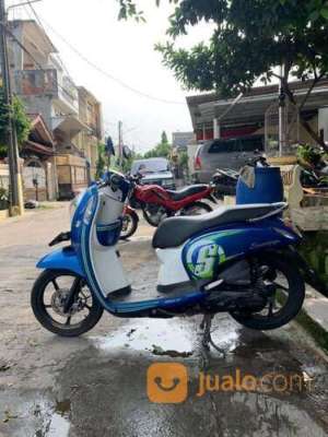 Motor Honda Scoopy tahun 2016 surat-surat lengkap mulus , tersedia melalui melalui situs Jualo