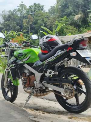 Jual bekas Ninja R 2012 downgrade SS,lokasi di Tasikmalaya Kota