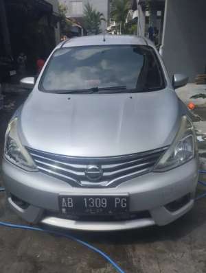 Nissan Grand Livina Facelift 2013 , tersedia melalui melalui situs Olx