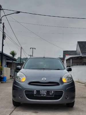 Jual bekas Nissan March Xs AT,lokasi di Bandung Kota