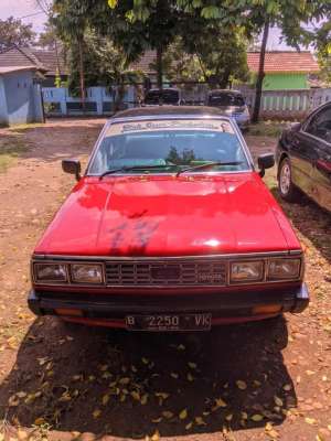 Toyota Corona 2.0 Manual 1980 , tersedia melalui melalui situs Mobilman