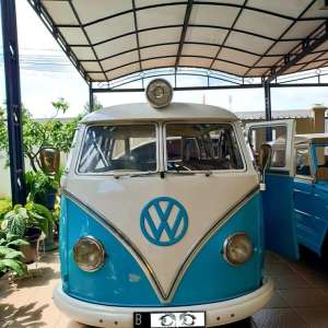 Volkswagen Kombi 2.0 Manual 1956 , tersedia melalui melalui situs Mobilman