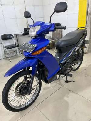 Jual bekas YAMAHA VEGA ZR 2010 PAJAK PANJANG MESIN MASIH GARING UNIT MOTOR ANTIK,lokasi di Jakarta Selatan