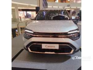 Jual bekas 2023 KIA Carens 1.5 Premiere MPV Nyaman buat keluarga,lokasi di Banten