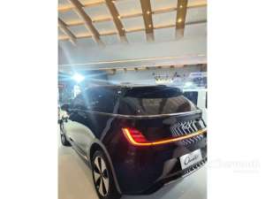 Jual bekas 2024 Wuling Cloud EV 0.0 EV Hatchback,lokasi di DKI Jakarta