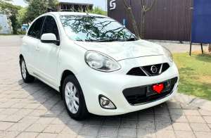 Jual bekas ANTIK KM50 Nissan March 1.5 2014 Matic OrsBrio Agya G E 20152016,lokasi di Surabaya Kota