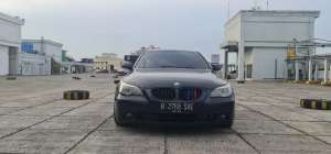 Jual bekas BMW 530i e60 2004 AT istimewa km low rawatan BMW Sunroof Pjk panjang,lokasi di Jakarta Utara