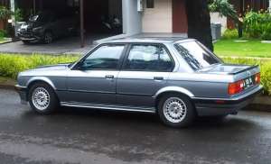 BMW E30 1991318i E30 M40 , tersedia melalui melalui situs Olx