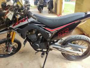 Jual bekas CRF BASIC MEGAPRO MONO,lokasi di Tangerang Selatan Kota
